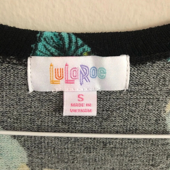 Lularoe Sarah Floral Cardigan Sweater size Small - Picture 10 of 17